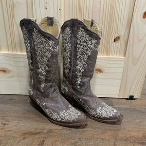Corral cowboy boots